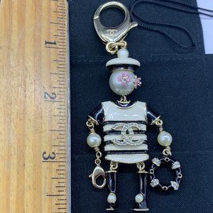 AUTHENTIC CHANEL KEY CHAIN BAG CHARM SAILOR PEARL ENAMEL GOLD TONE CC LOGO